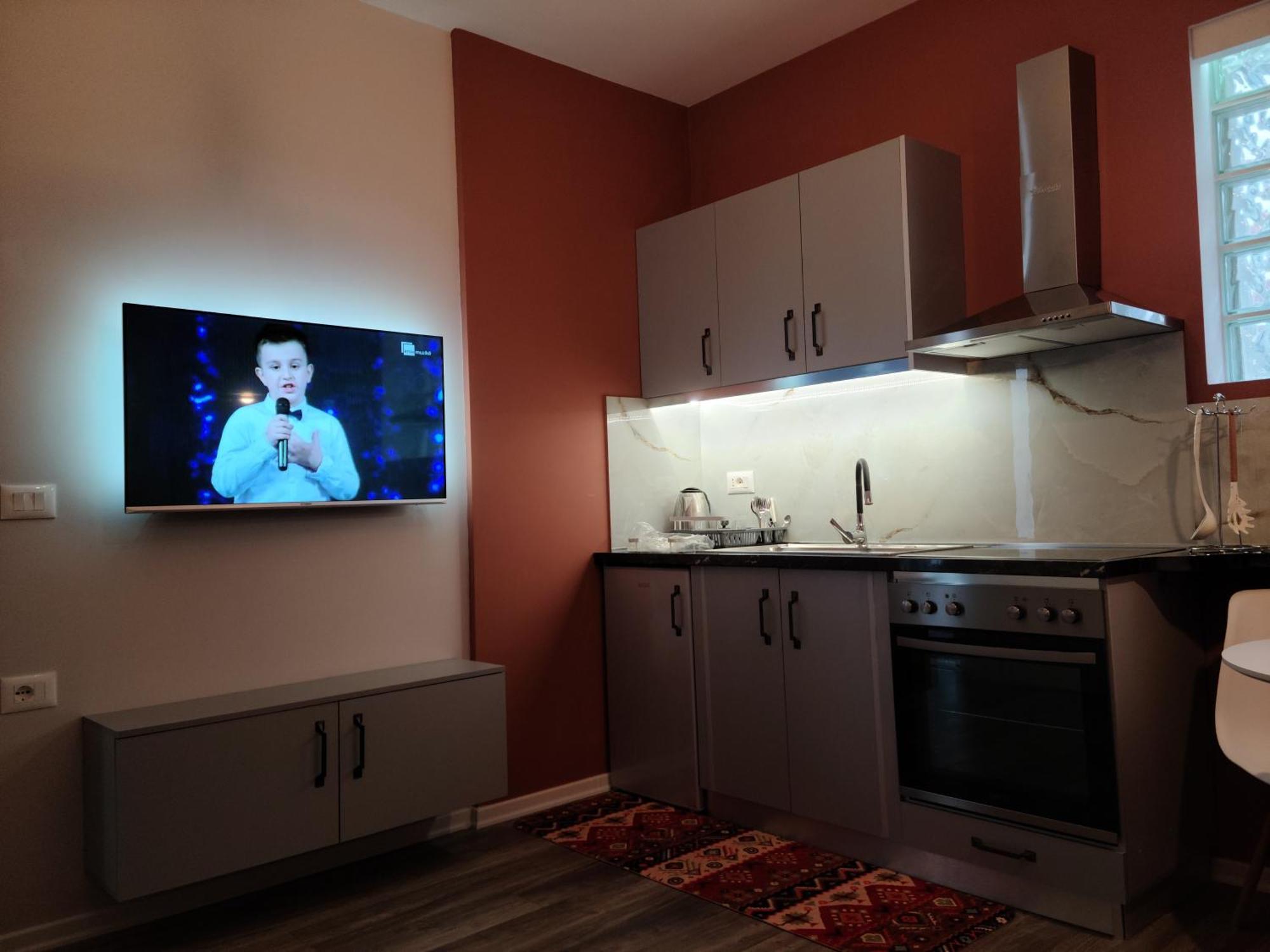Travelers' Korca Home מראה חיצוני תמונה